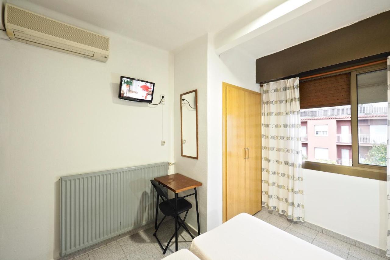 Hostal Ballestero Barcelona Exteriör bild